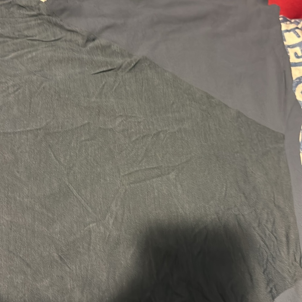 Shirt sleeved blouse. - Picture 6 of 8